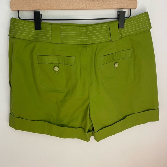 Chelsea & Theodore Belted Shorts, Size 6, NWT - Picture 4 of 10